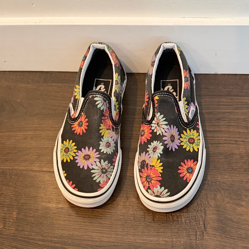 Vans Kids Floral Slip-On Sneakers - Black with Pink, Yellow & Green Flowers